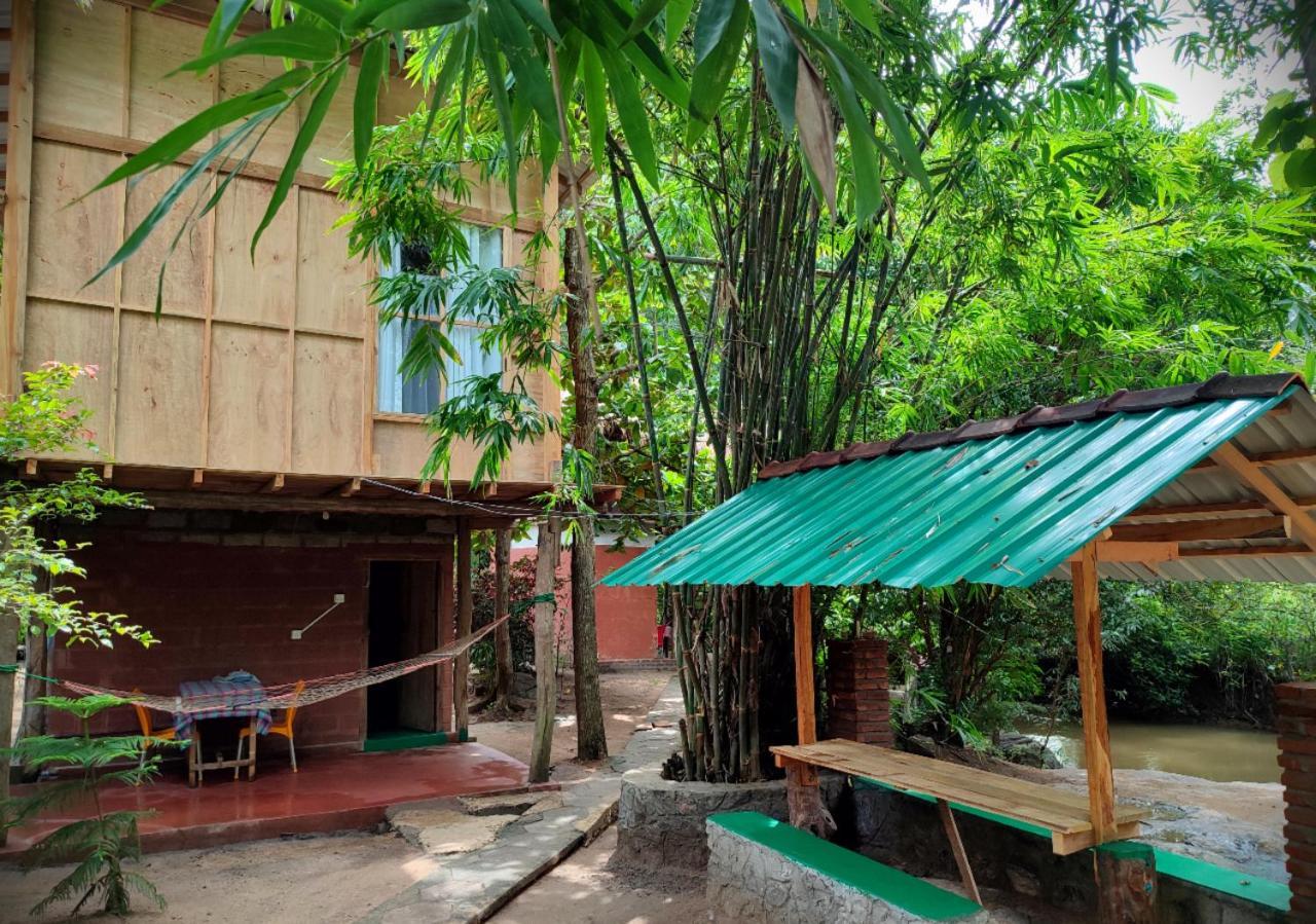 Sigiriya River Side Villa Экстерьер фото